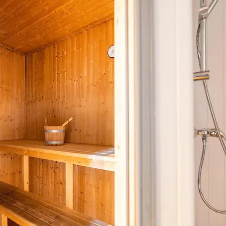 בית נופש Tolles Fuer Familien רשלין